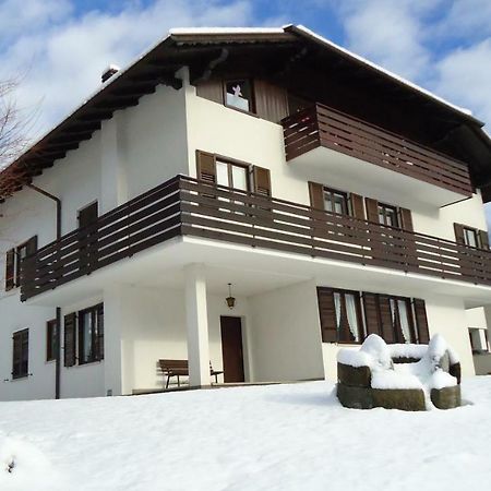 Casa Gregori Appartement Malè Buitenkant foto