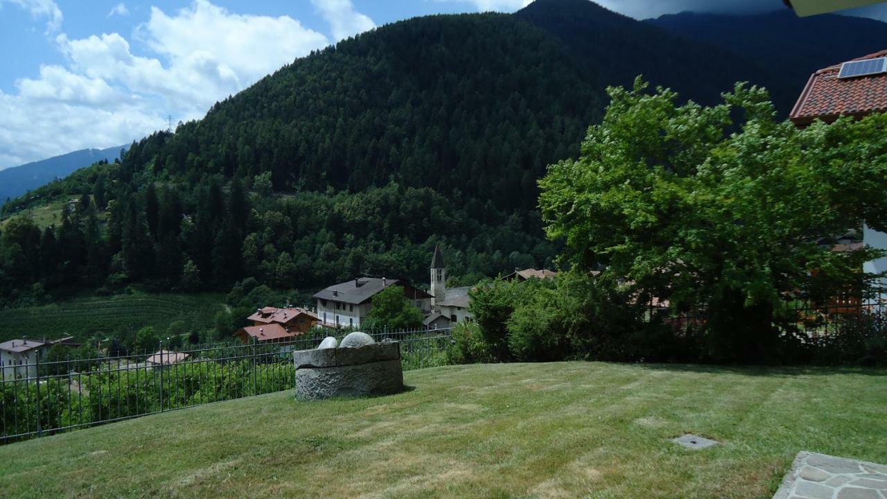 Casa Gregori Appartement Malè Buitenkant foto